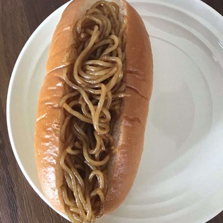 朝ごはんに簡単美味しい焼きそばぱん